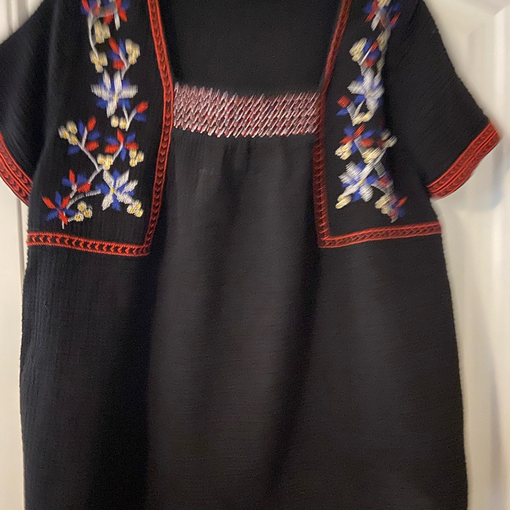 Women’s Old Navy Black Floral Short Sleeve Top L